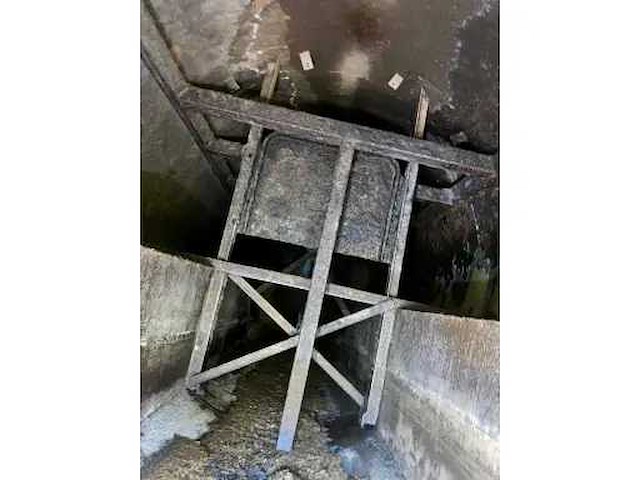 1999 roelama rt16000 landbouwbemester - afbeelding 2 van  22