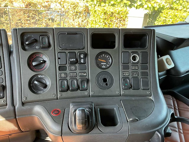 1999 scania r 144 lb 6x2 vrachtwagen - afbeelding 10 van  37