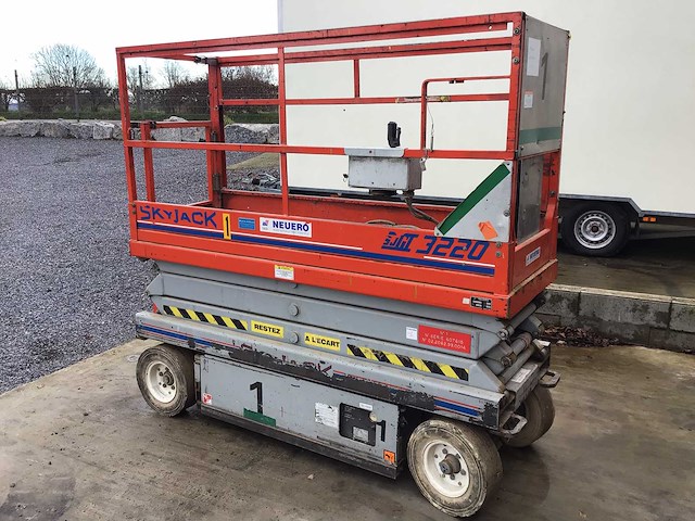 1999 skyjack 3220 luchtwerkplatform - afbeelding 9 van  12