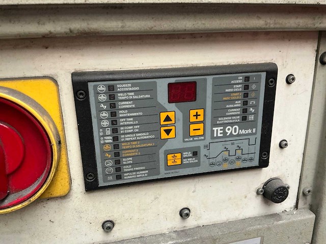 1999 techna 4652n puntlasmachine - afbeelding 5 van  7