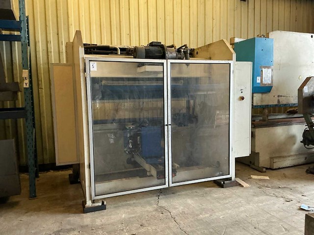 1999 trump trumabend v85s cnc-kantbank - afbeelding 1 van  9