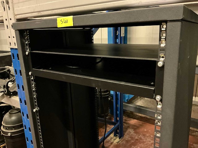 19inch rack - afbeelding 3 van  3