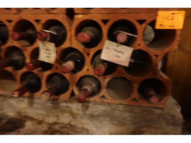 19x diverse oude wijnen - afbeelding 1 van  8