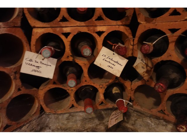 19x diverse oude wijnen - afbeelding 3 van  8