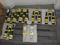 19x fles witte wijn, wo. trimbach muskat réserve 2015, trimbach gewurztraminer 2015, trimbach pinot gris 2015, 75cl - afbeelding 1 van  5