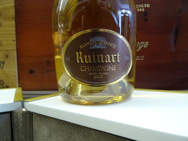 1x 75cl champagne ruinart brut - afbeelding 10 van  11