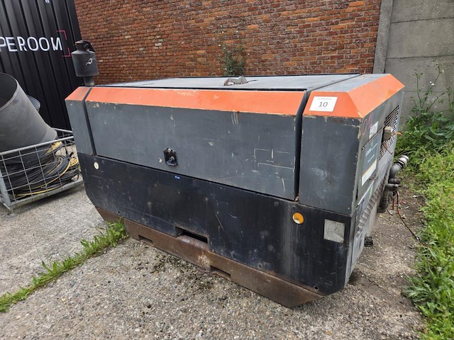1x 7m³/7bar dieselcompressor - afbeelding 1 van  11