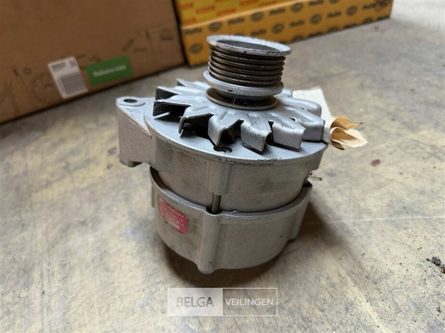 1x alternator voor mercedes - revisie - afbeelding 1 van  2