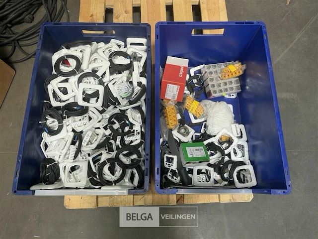 1x bak divers elektro - afbeelding 1 van  1