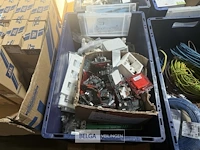 1x bak met div elektro