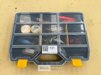 1x box met vissers accessoires zeevisserij - afbeelding 2 van  2