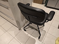 1x bureaustoel zwart leder draaibaar en op wieltjes - afbeelding 7 van  7