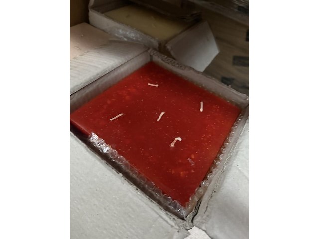 1x cosy candle vierkant rood - afbeelding 1 van  1