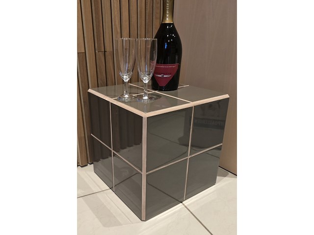 1x design brown tegeltafel handmade 31x31x31h - afbeelding 2 van  6