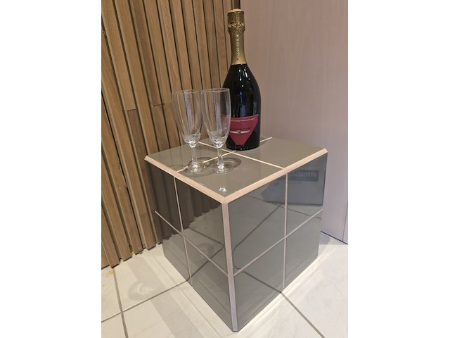 1x design brown tegeltafel handmade 31x31x31h - afbeelding 6 van  6