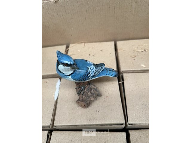 1x doos met ±24 st vogeltjes op stokje - afbeelding 2 van  3