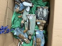 1x doos met porseleinen beeldjes - afbeelding 4 van  4