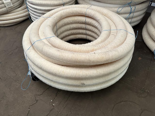 1x draineerdarm geotextiel 50lm - dia 80 - afbeelding 1 van  1