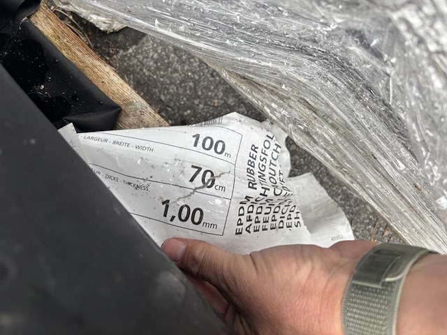 1x epdm rol - 100m - afbeelding 4 van  5