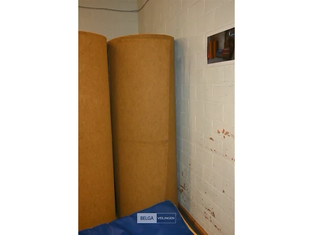 1x gele turnmat - afbeelding 1 van  4