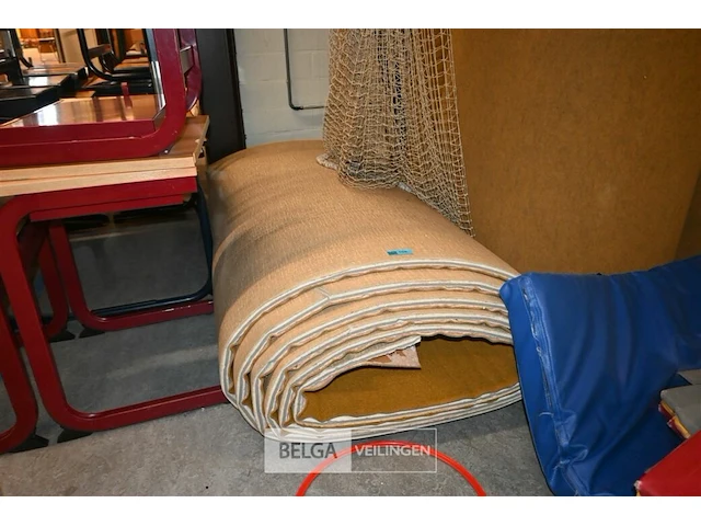 1x gele turnmat - afbeelding 1 van  4