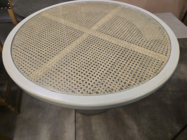 1x houten tafelblad riet met glastop 100cm - afbeelding 2 van  4