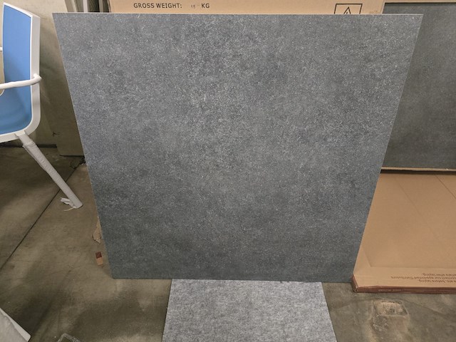 1x keramiek blad grey mat 90x90x1 - afbeelding 1 van  5