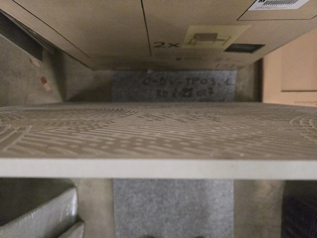 1x keramiek blad grey mat 90x90x1 - afbeelding 4 van  5