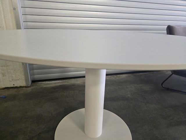 1x keramiek tafel rond wit 120x120 - afbeelding 9 van  10