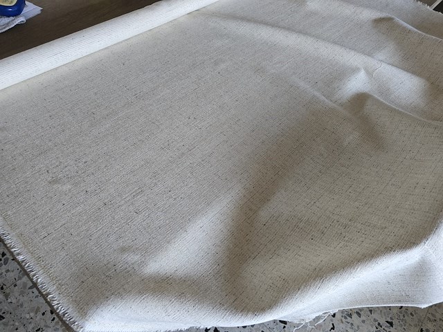 1x lap stof op rol lepine termolst 140x140cm - afbeelding 2 van  3