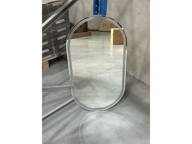 1x led spiegel met touchknop en antifog - afbeelding 1 van  3