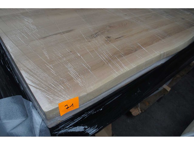 1x massief eiken tafelblad boomstameffect 2m00 - afbeelding 1 van  3