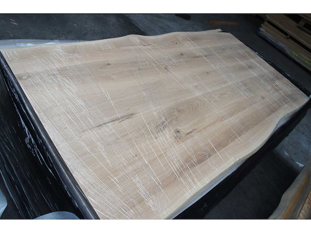 1x massief eiken tafelblad boomstameffect 2m00 - afbeelding 2 van  3