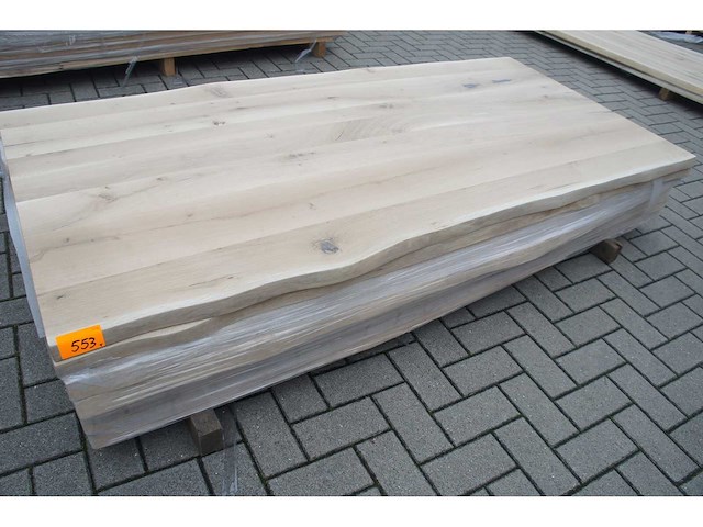 1x massief eiken tafelblad boomstameffect 2m10 - afbeelding 1 van  4