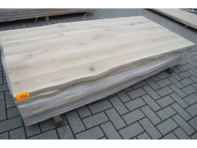 1x massief eiken tafelblad boomstameffect 2m10 - afbeelding 1 van  4