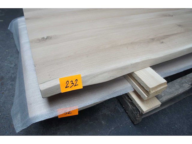 1x massief eiken tafelblad boomstameffect 2m40 - afbeelding 1 van  2
