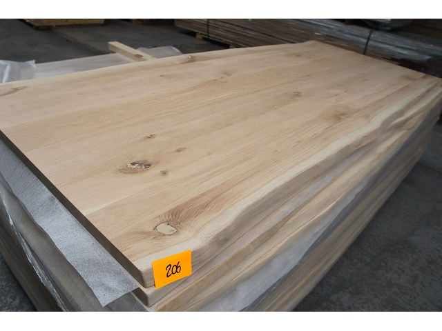 1x massief eiken tafelblad boomstameffect 2m40 - afbeelding 1 van  4