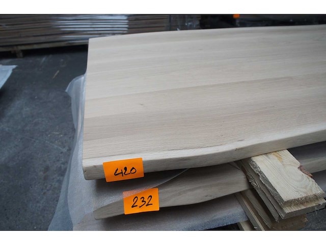 1x massief eiken tafelblad boomstameffect 2m40 - afbeelding 3 van  4