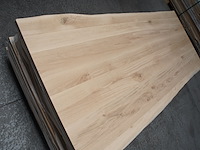 1x massief eiken tafelblad boomstameffect 2m50 - afbeelding 2 van  4