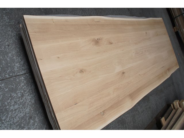 1x massief eiken tafelblad boomstameffect 2m50 - afbeelding 2 van  3