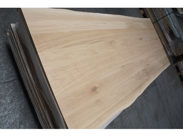 1x massief eiken tafelblad boomstameffect 2m50 - afbeelding 2 van  4