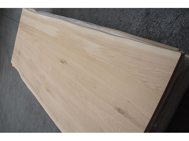 1x massief eiken tafelblad boomstameffect 2m50 - afbeelding 3 van  4