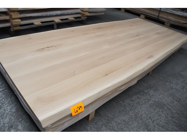 1x massief eiken tafelblad boomstameffect 2m50 - afbeelding 1 van  4