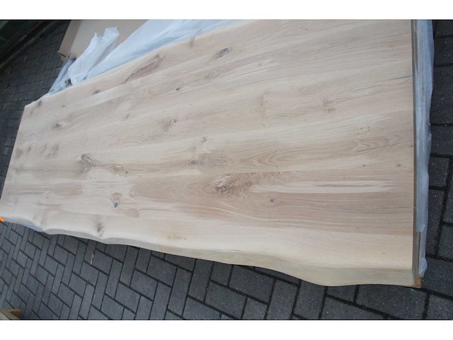 1x massief eiken tafelblad boomstameffect 3m - afbeelding 2 van  6