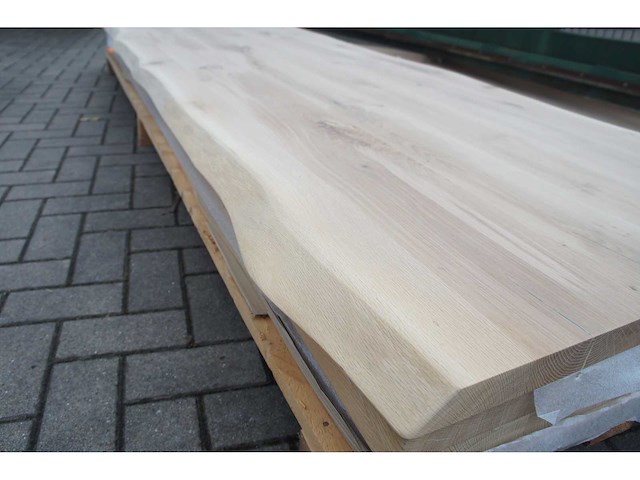 1x massief eiken tafelblad boomstameffect 3m - afbeelding 1 van  6