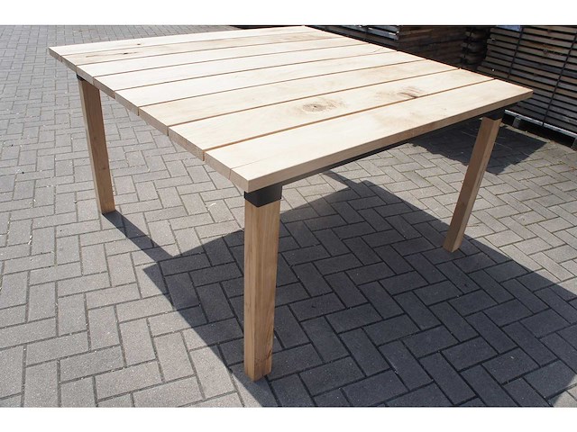 1x massieve buitentafel eik 1m50 - afbeelding 4 van  5