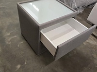 1x nachtkastje in stof met lade en glasblad 50x50x46h - afbeelding 6 van  9