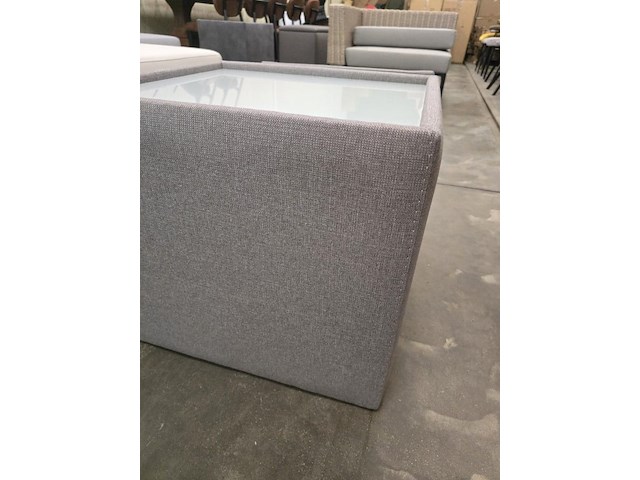 1x nachtkastje in stof met lade en glasblad 50x50x46h - afbeelding 8 van  9