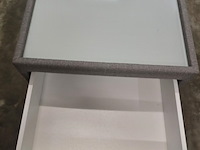 1x nachtkastje in stof met lade en glasblad 50x50x46h - afbeelding 9 van  9