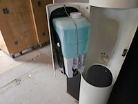1x ontsmettingszuil design wit - afbeelding 3 van  3